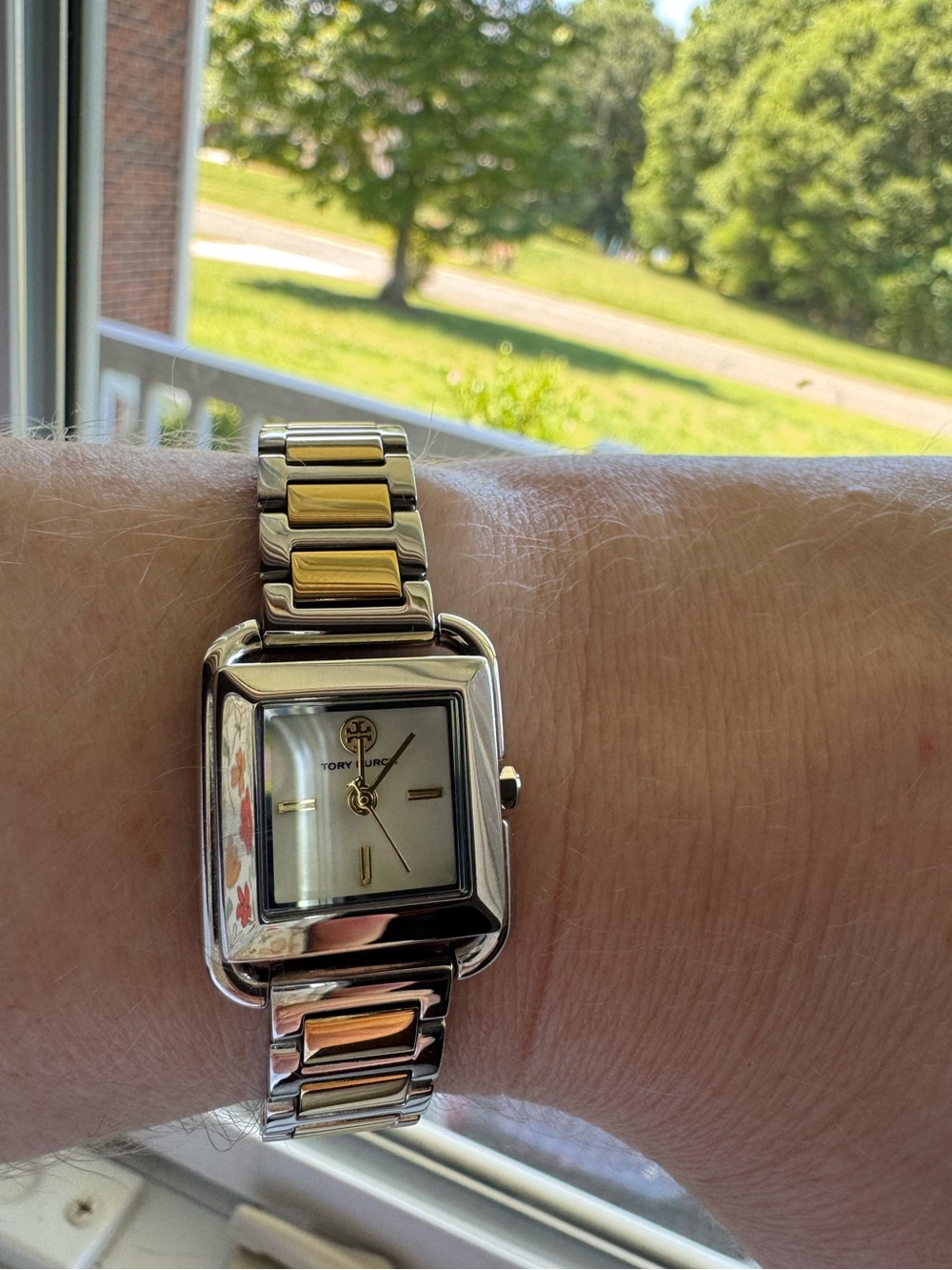 New Tory Burch Ivory/Two-Tone small Kira Watch - Picture 8 of 10